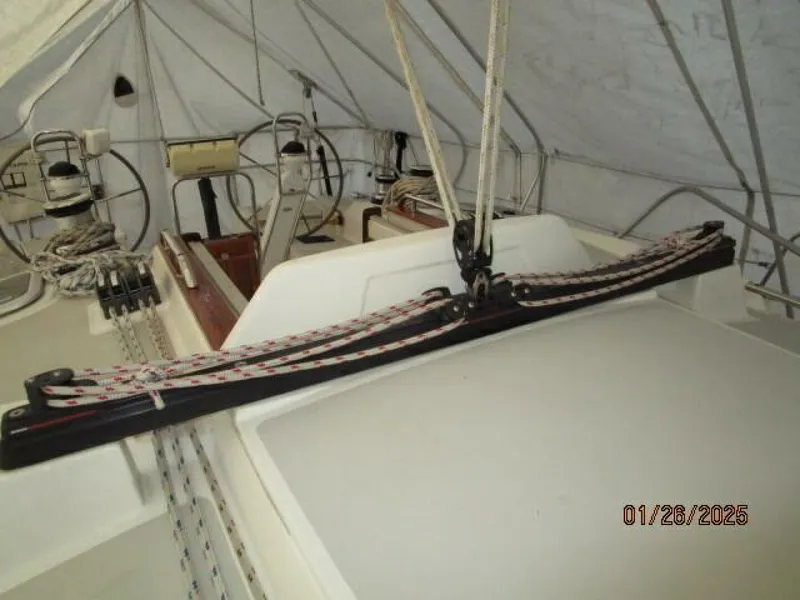 Slide: The Image of 40' Blue Jacket traveller - 4973563