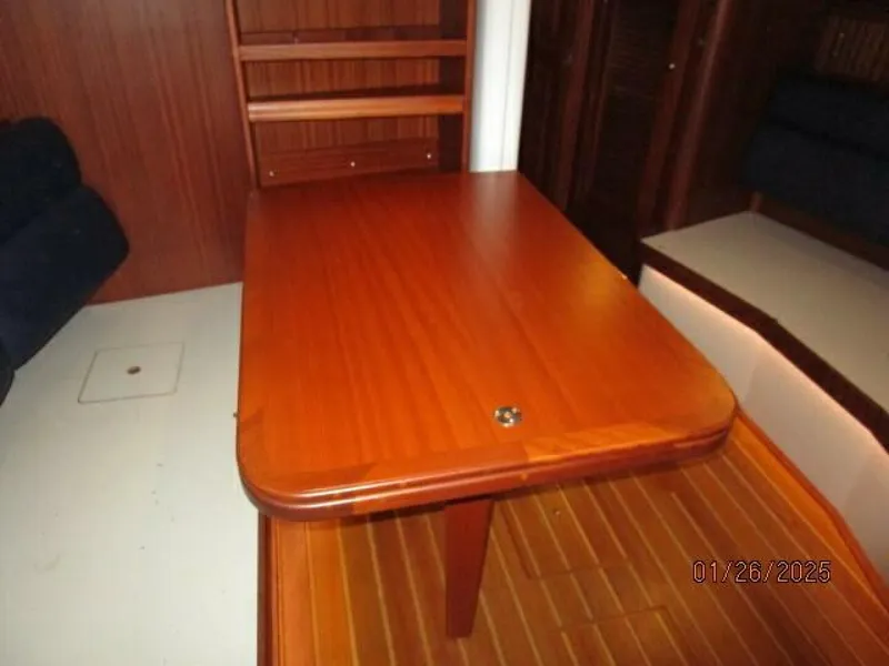 Slide: The Image of 40' Blue Jacket salon table1 - 4973553