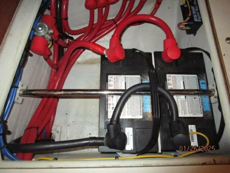 Slide: The Image of 40' Blue Jacket battery bank2 - 4973441