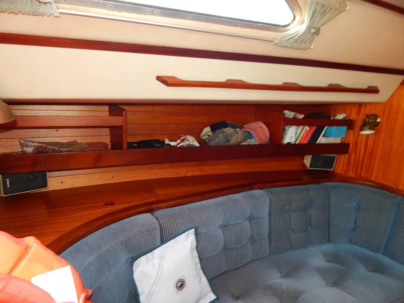 Slide: The Image of Sweden Yachts C38/39 1984 - 4978404