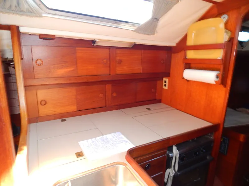 Slide: The Image of Sweden Yachts C38/39 1984 - 4978406