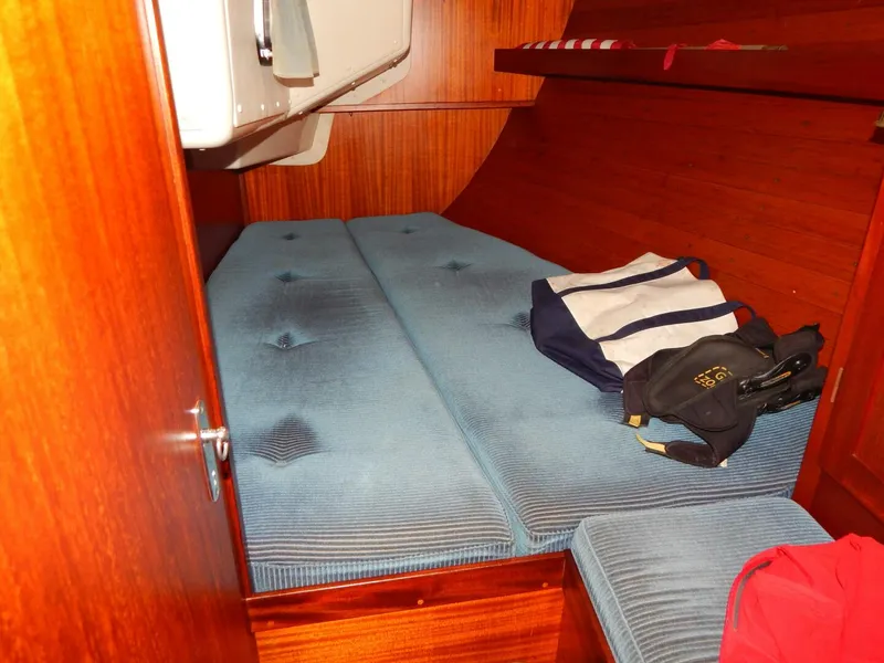 Slide: The Image of Sweden Yachts C38/39 1984 - 4979207