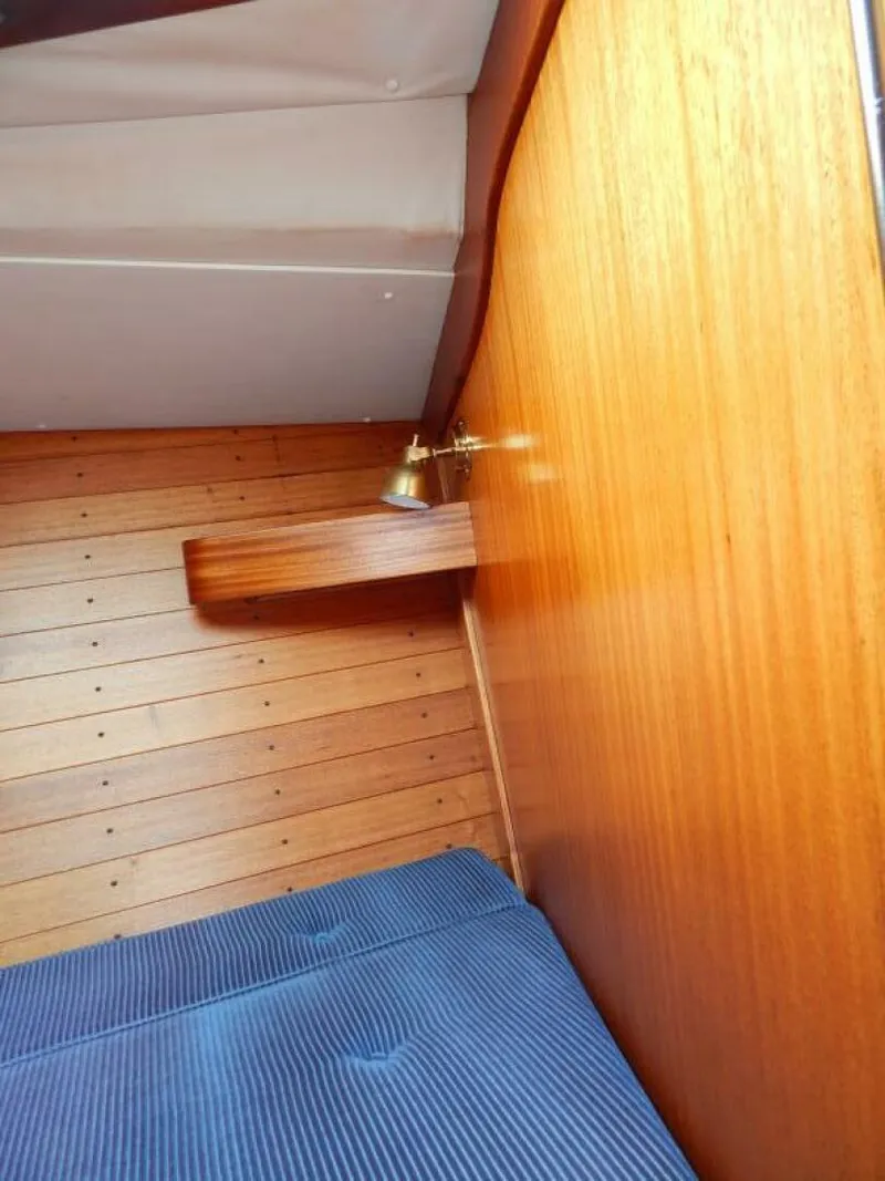 Slide: The Image of Sweden Yachts C38/39 1984 - 4978398