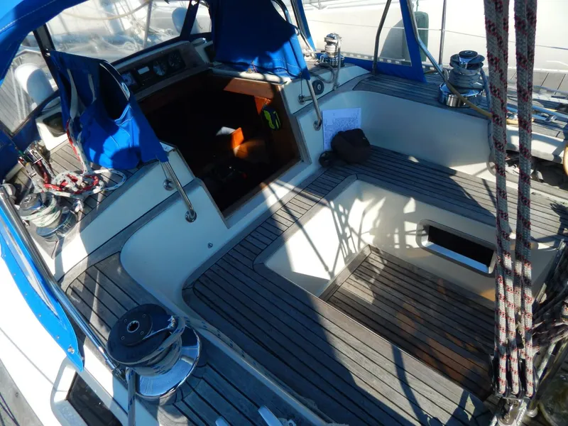 Slide: The Image of Sweden Yachts C38/39 1984 - 4979237