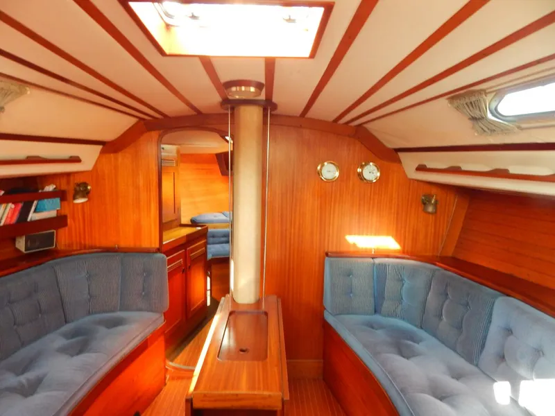 Slide: The Image of Sweden Yachts C38/39 1984 - 4979238