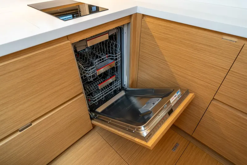 Slide: The Image of Pardo GT52 2023 - 5024426