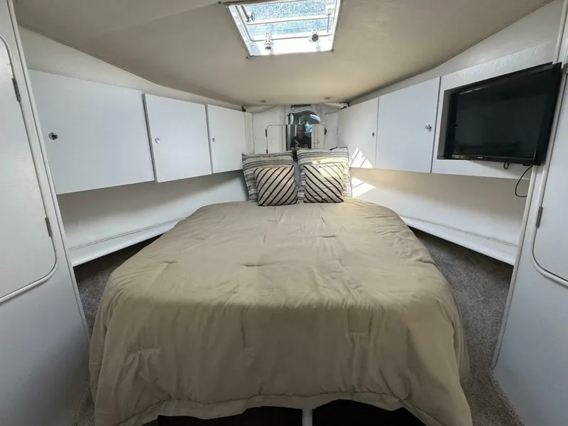 Slide: The Image of Ocean 48 Convertible 2000 - 4976379