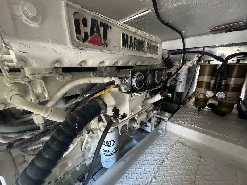 Slide: The Image of Ocean 48 Convertible 2000 - 4976388