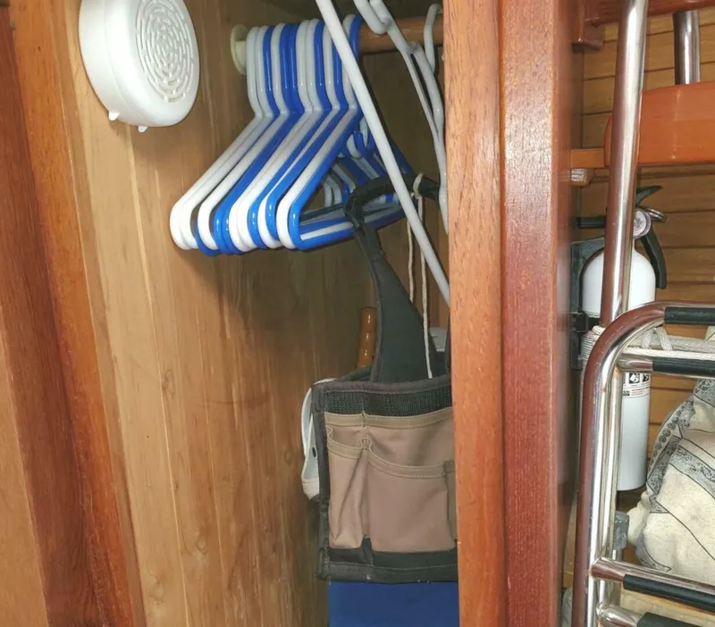 Slide: The Image of Morgan Nelson Marek 45-4 1983 - 4976499