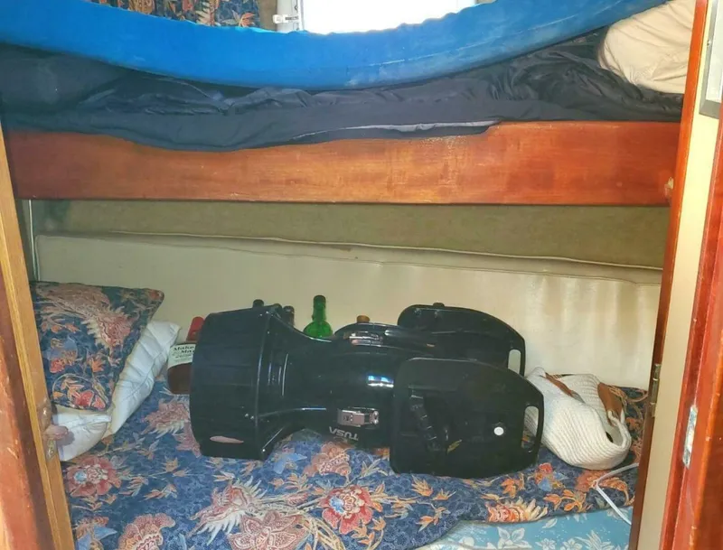 Slide: The Image of Bertram 38 Convertible Sportfisher 1979 - 4976561