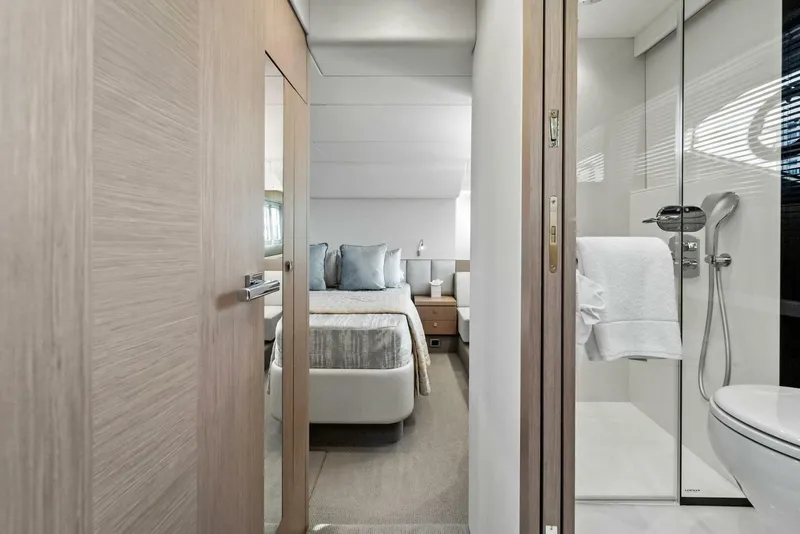 Slide: The Image of Sunseeker Manhattan 52 - 4977084