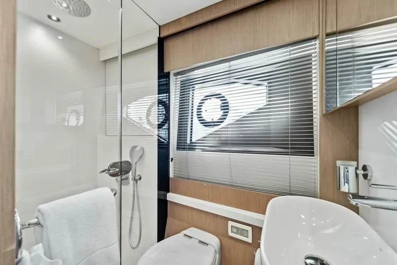 Slide: The Image of Sunseeker Manhattan 52 - 4977085
