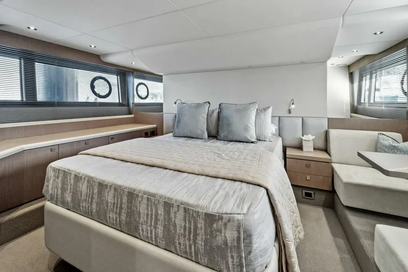 Slide: The Image of Sunseeker Manhattan 52 - 4977086