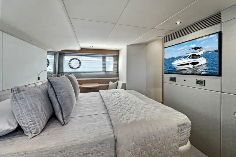 Slide: The Image of Sunseeker Manhattan 52 - 4977087