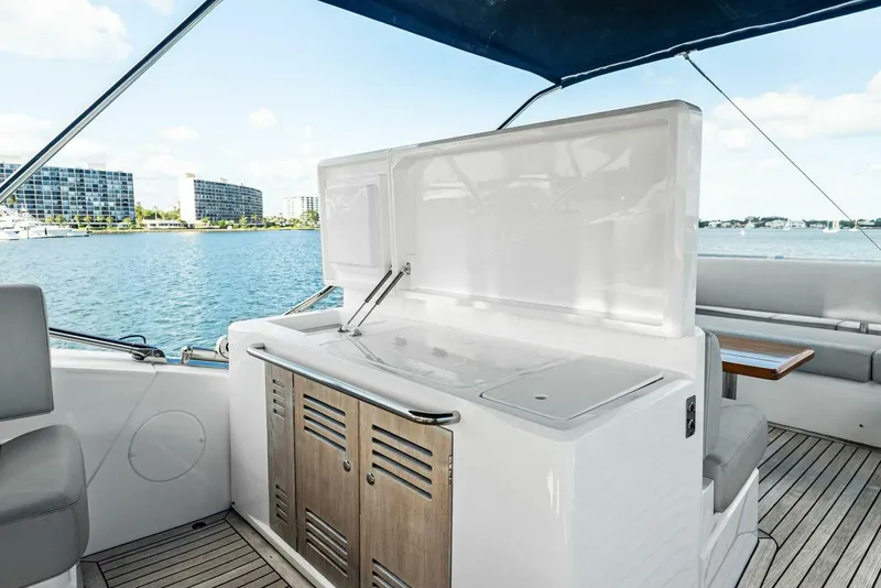 Slide: The Image of Sunseeker Manhattan 52 - 4977119