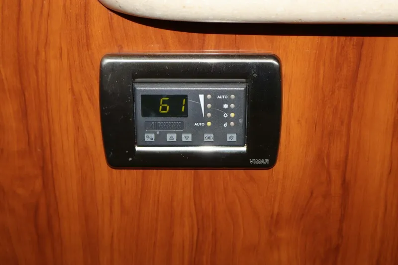 Slide: The Image of Bluewater 52 2006 - 4977346