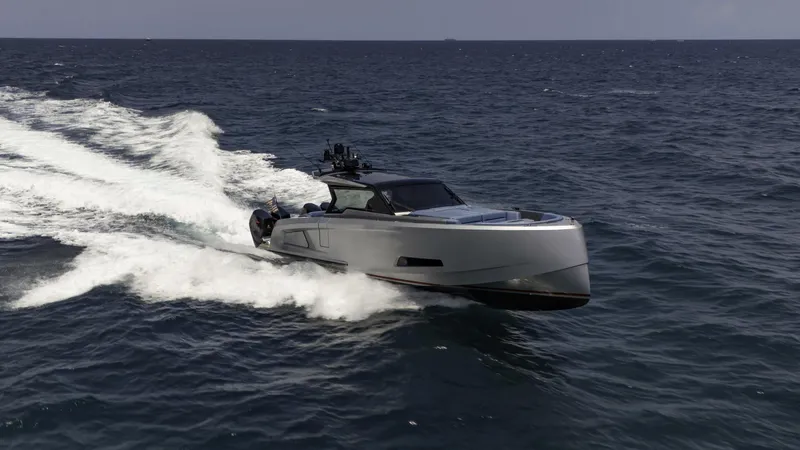 Slide: The Image of Vanquish VQ45 - 5369384