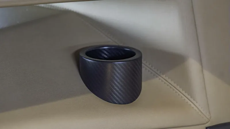 Slide: The Image of Vanquish VQ45 - 5369555