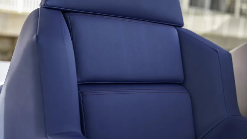 Slide: The Image of Vanquish VQ45 - 5369580