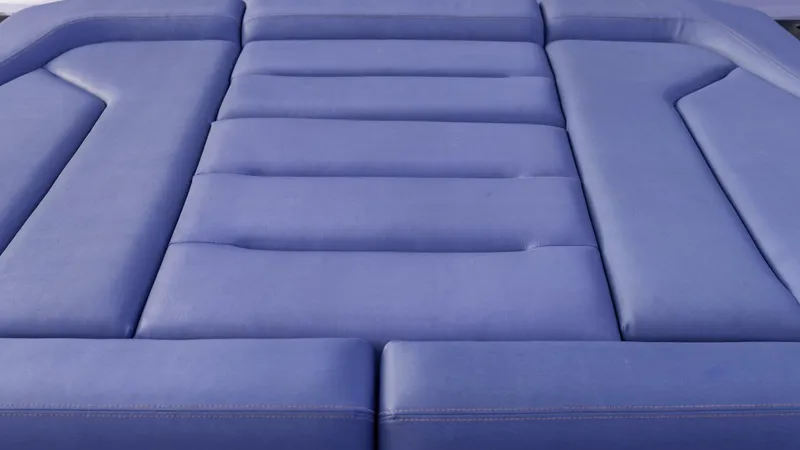 Slide: The Image of Vanquish VQ45 - 5369586