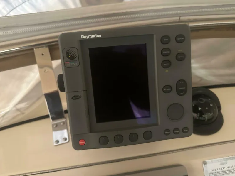 Slide: The Image of Mainship 400 Trawler 2003 - 4977685