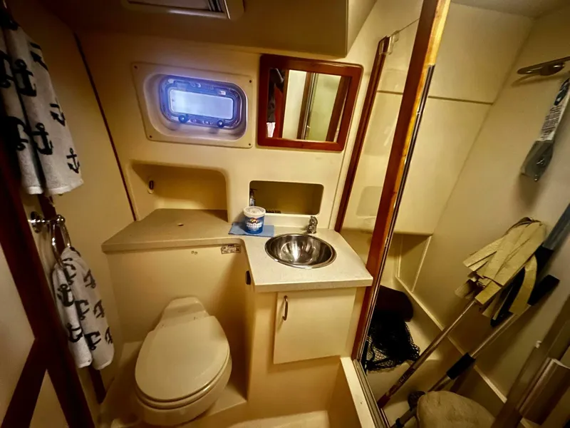 Slide: The Image of Mainship 400 Trawler 2003 - 4977718