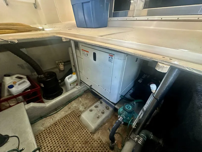 Slide: The Image of Mainship 400 Trawler 2003 - 4977732