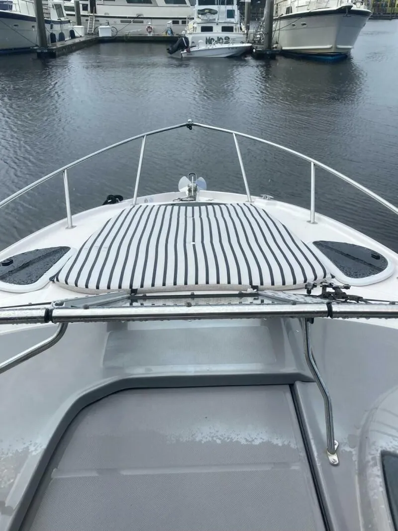 Slide: The Image of Regal 28 Express 2015 - 4984843