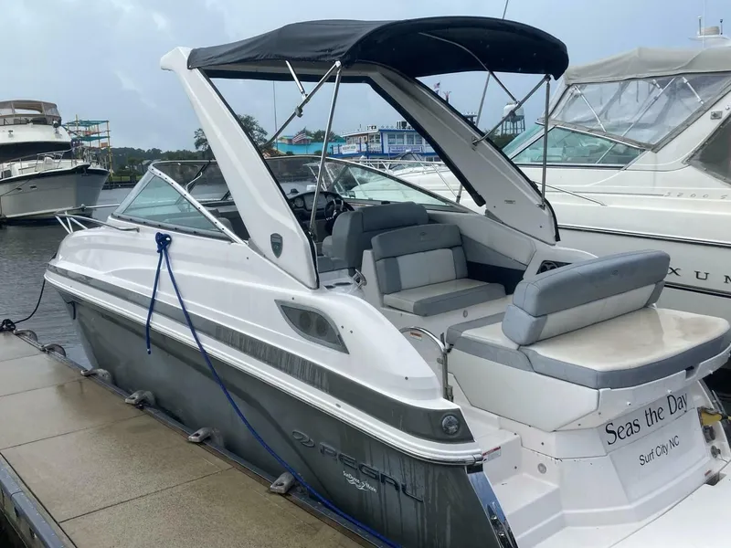 Slide: The Image of Regal 28 Express 2015 - 4984842