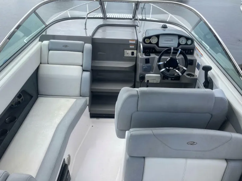 Slide: The Image of Regal 28 Express 2015 - 4984836