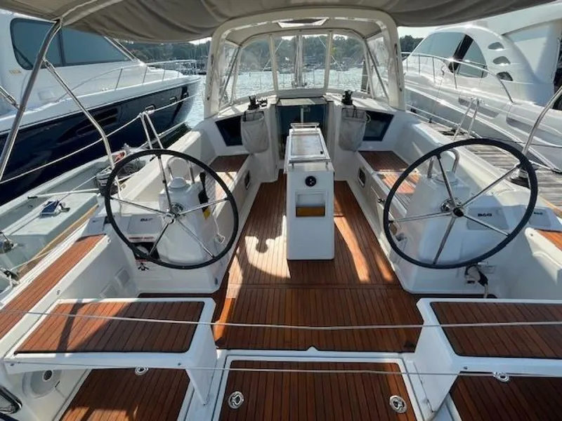 Slide: The Image of Beneteau Oceanis 38.1 2017 - 4979290