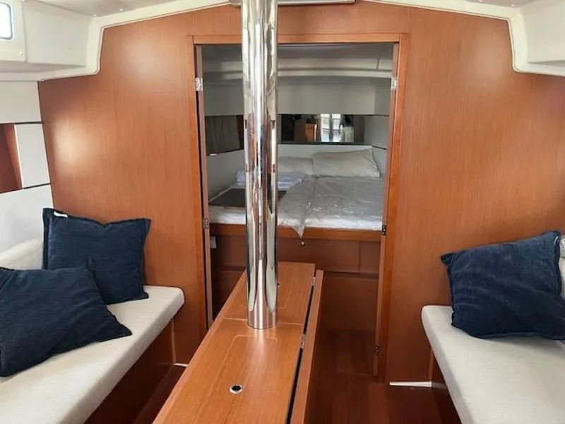 Slide: The Image of Beneteau Oceanis 38.1 2017 - 4979320