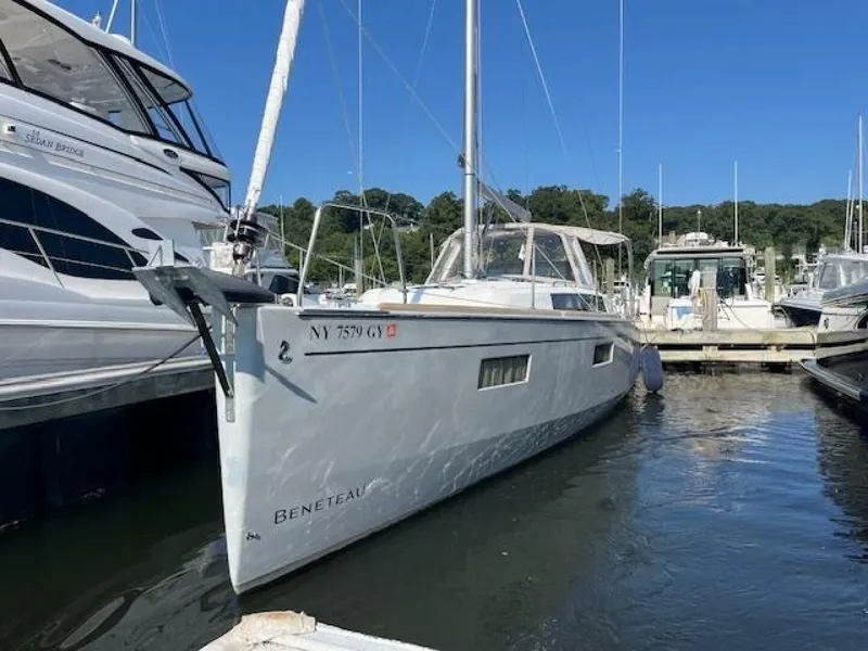 Slide: The Image of Beneteau Oceanis 38.1 2017 - 4979322