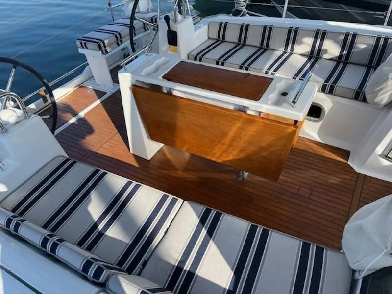 Slide: The Image of Beneteau Oceanis 38.1 2017 - 4979340