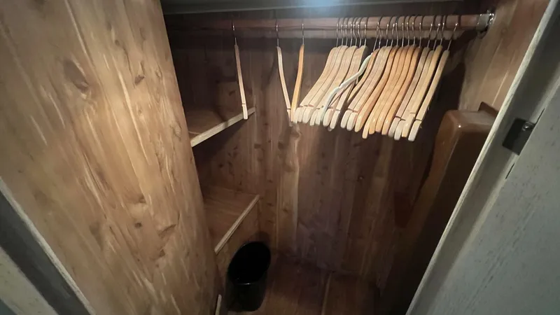 Slide: The Image of Hatteras Double Cabin 1994 - 5007970