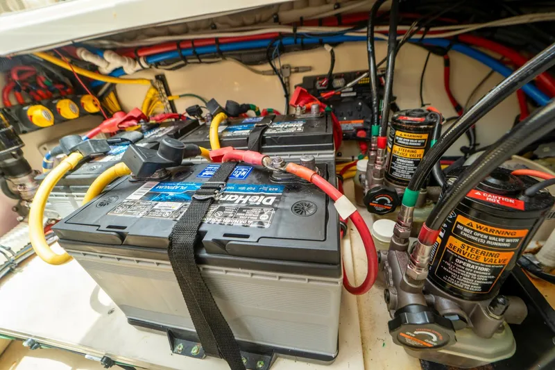 Slide: The Image of Chris-Craft 34 Catalina 2018 - 5477080