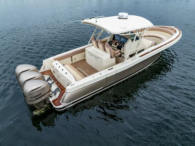 Slide: The Image of Chris-Craft 34 Catalina 2018 - 5477091