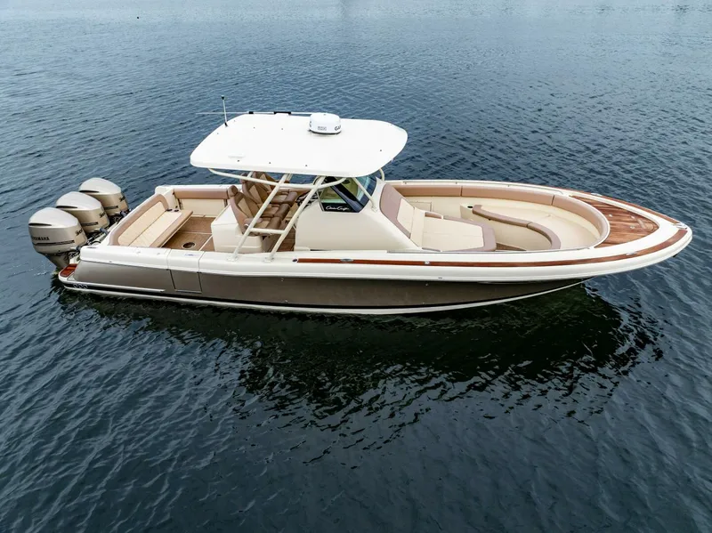 Slide: The Image of Chris-Craft 34 Catalina 2018 - 5477097