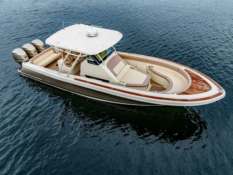 Slide: The Image of Chris-Craft 34 Catalina 2018 - 5477100