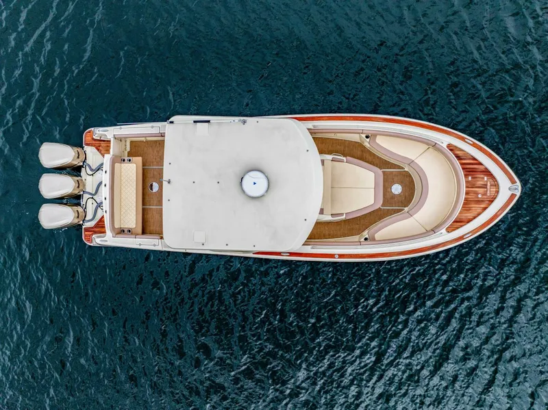 Slide: The Image of Chris-Craft 34 Catalina 2018 - 5476991