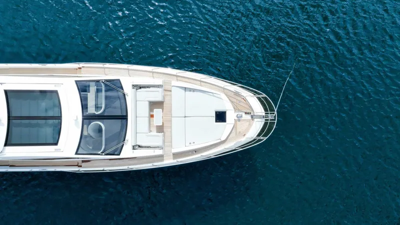 Slide: The Image of Azimut S7 2021 - 5003248