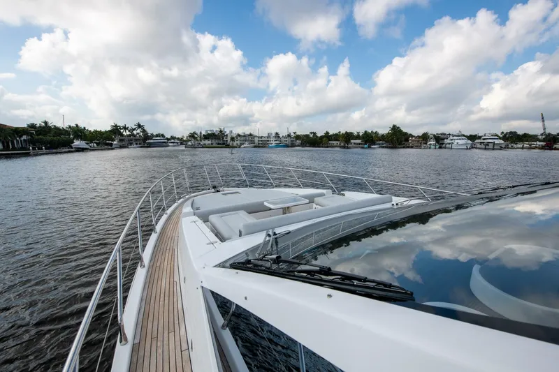 Slide: The Image of Azimut S7 2021 - 5015209