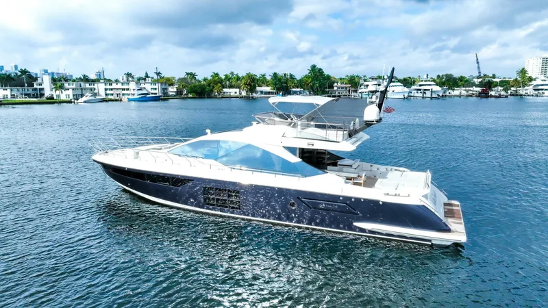 Slide: The Image of Azimut S7 2021 - 5015225