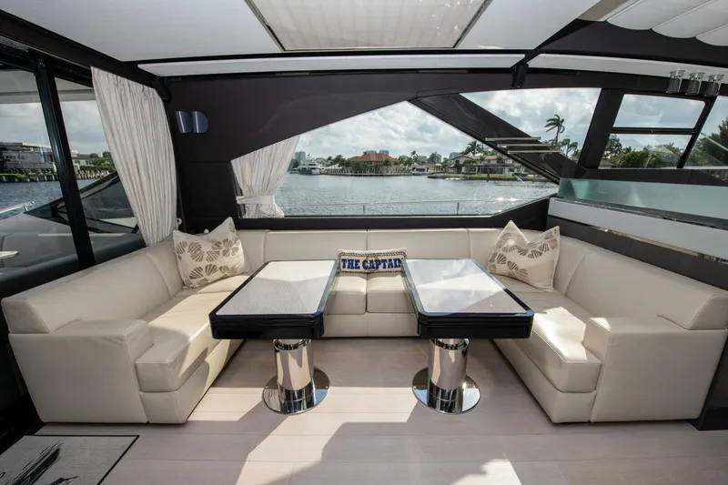 Slide: The Image of Azimut S7 2021 - 5015041