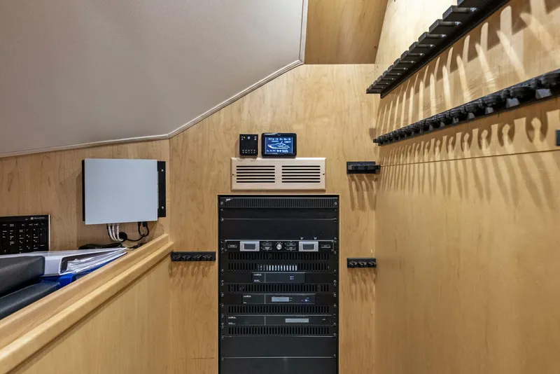 Slide: The Image of Viking 80 Convertible 2019 - 5009345