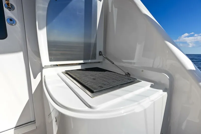 Slide: The Image of Viking 80 Convertible 2019 - 5009001