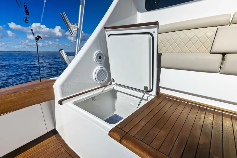 Slide: The Image of Viking 80 Convertible 2019 - 5009015