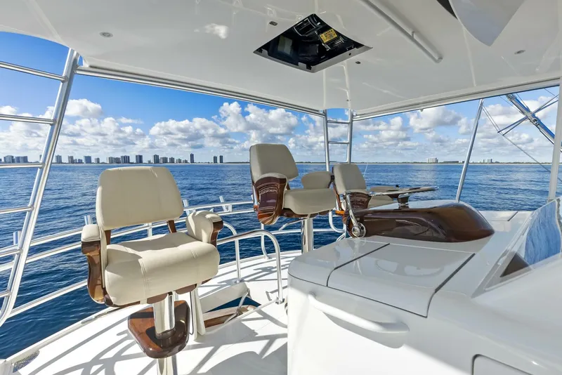 Slide: The Image of Viking 80 Convertible 2019 - 5009118