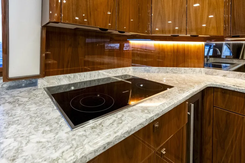 Slide: The Image of Viking 80 Convertible 2019 - 5009266