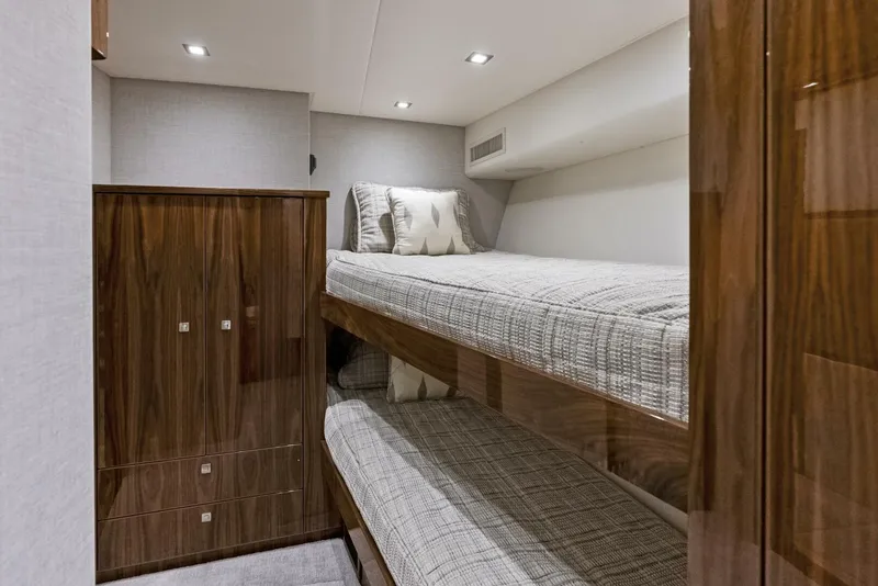 Slide: The Image of Viking 80 Convertible 2019 - 5009321